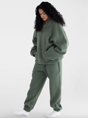 Comfrt Minimalist Bundle in color Forest